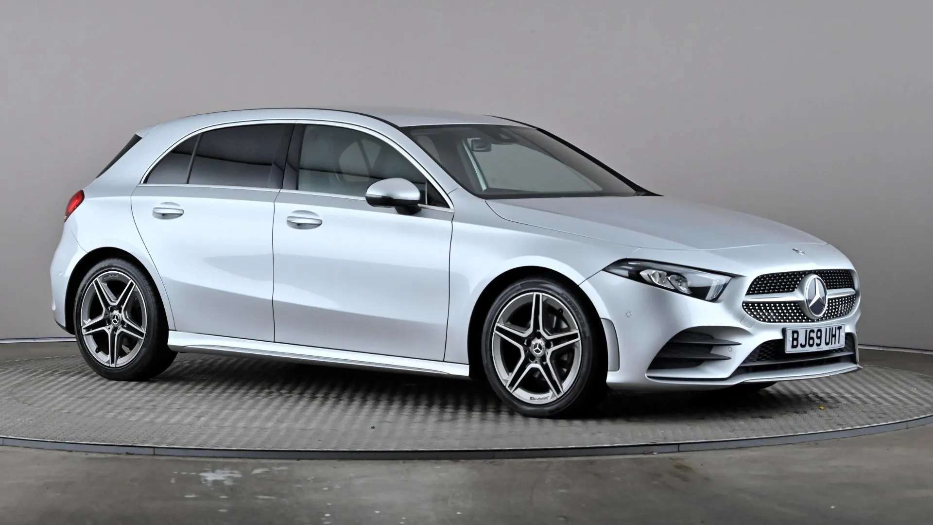 A 2019 MERCEDES-BENZ A CLASS A180d AMG Line Executive Auto A 2019 MERCEDES-BENZ A CLASS A180d AMG Line Executive Auto