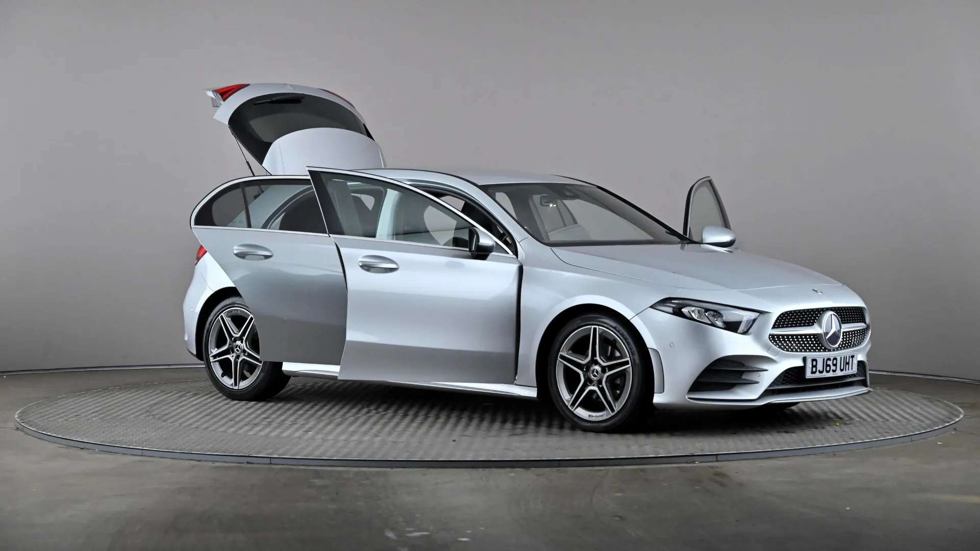 2019 MERCEDES-BENZ A CLASS 2019 MERCEDES-BENZ A CLASS