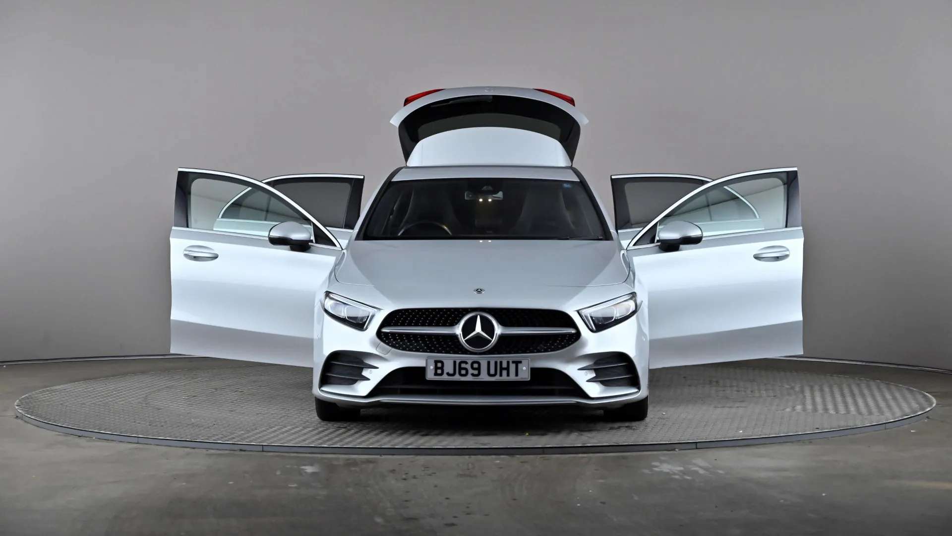 2019 MERCEDES-BENZ A CLASS 2019 MERCEDES-BENZ A CLASS