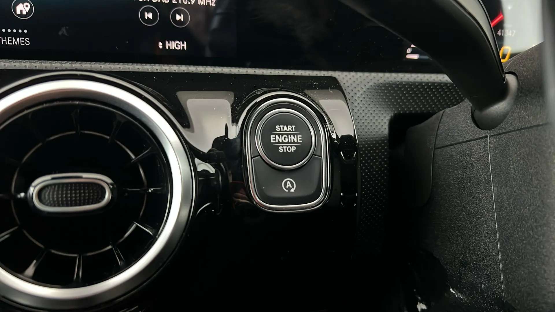 2019 MERCEDES-BENZ A CLASS 2019 MERCEDES-BENZ A CLASS