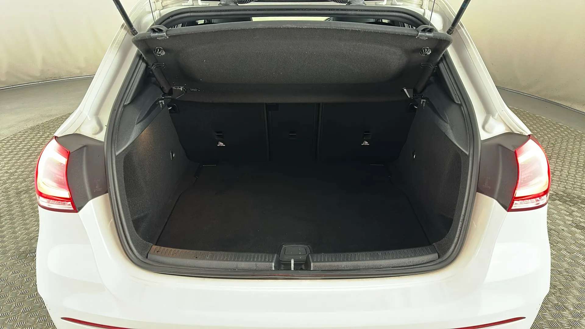 2020 MERCEDES-BENZ A CLASS 2020 MERCEDES-BENZ A CLASS