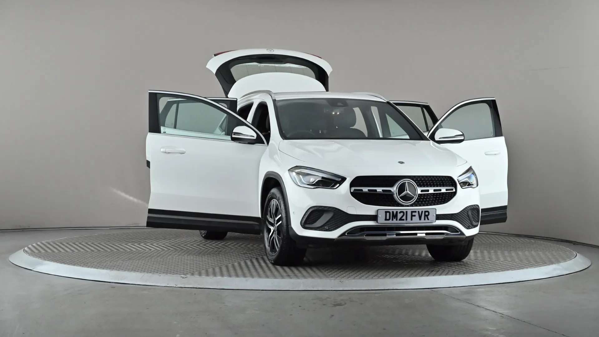 2021 MERCEDES-BENZ GLA 2021 MERCEDES-BENZ GLA