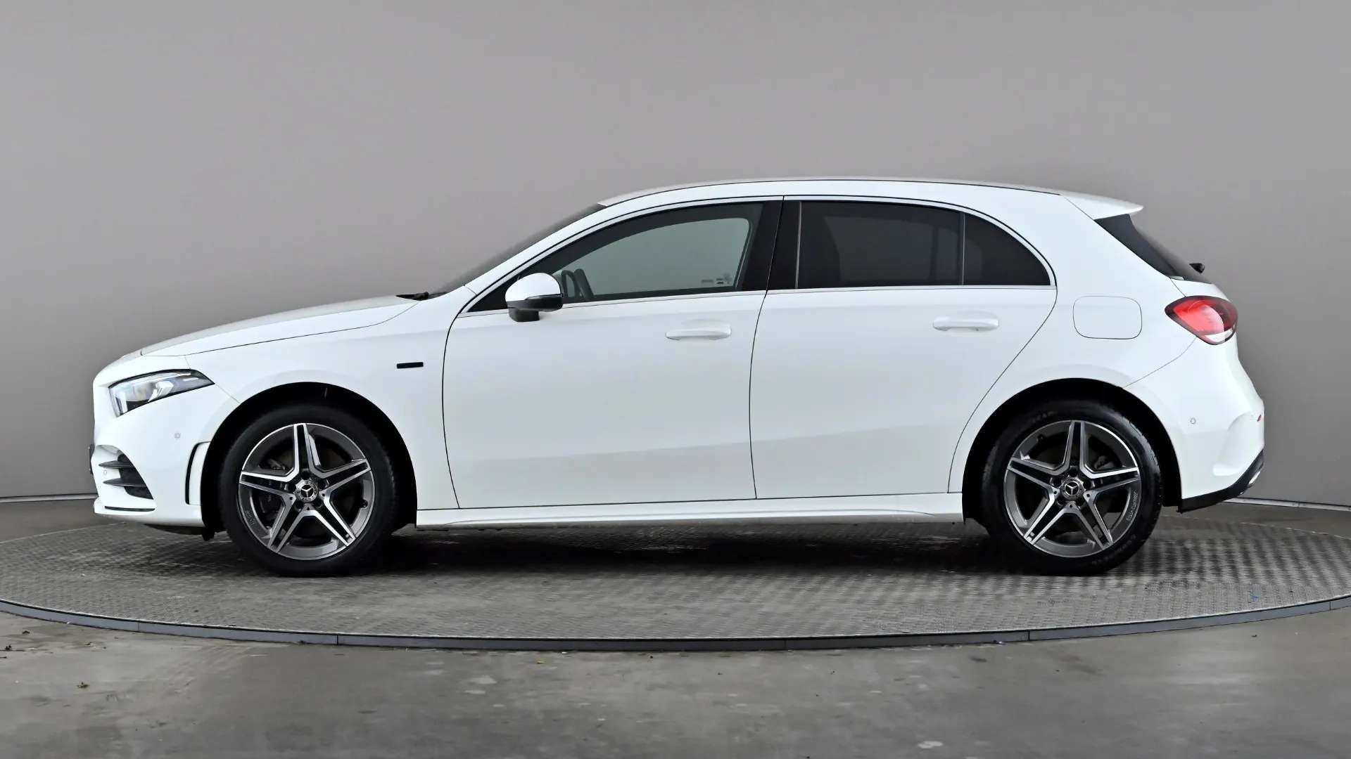 A 0 MERCEDES-BENZ A CLASS A250e AMG Line Executive Auto A 0 MERCEDES-BENZ A CLASS A250e AMG Line Executive Auto