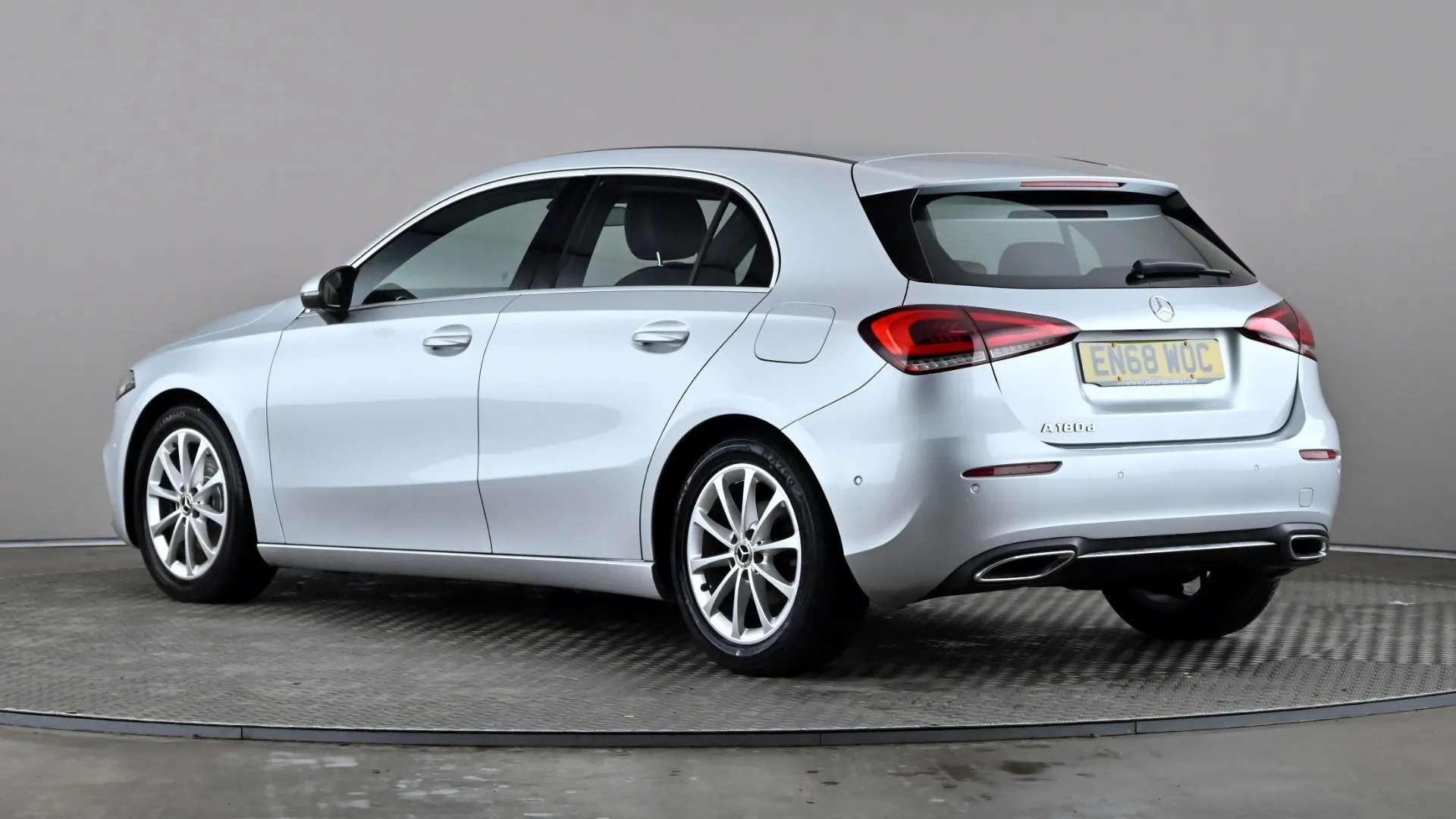 A 2018 MERCEDES-BENZ A CLASS A180d Sport Executive Auto A 2018 MERCEDES-BENZ A CLASS A180d Sport Executive Auto