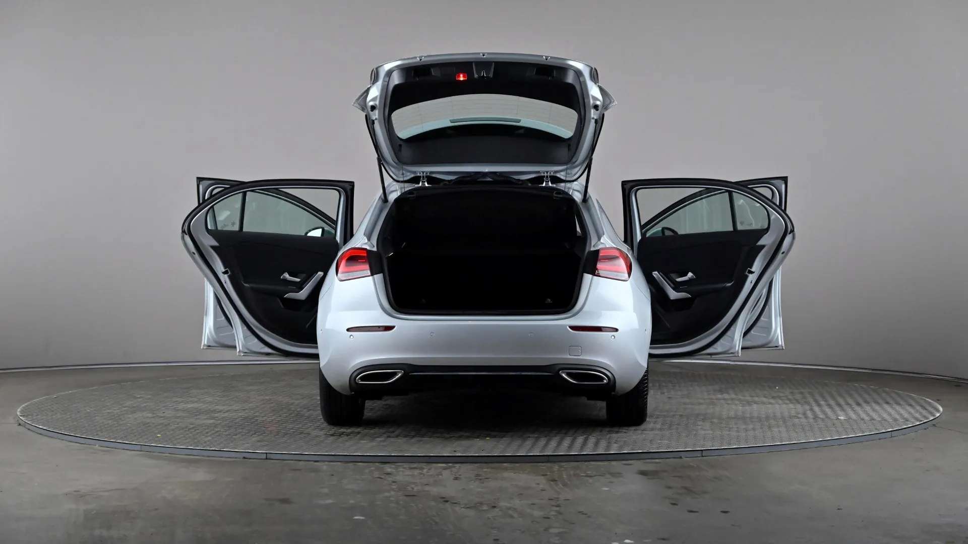 2018 MERCEDES-BENZ A CLASS 2018 MERCEDES-BENZ A CLASS