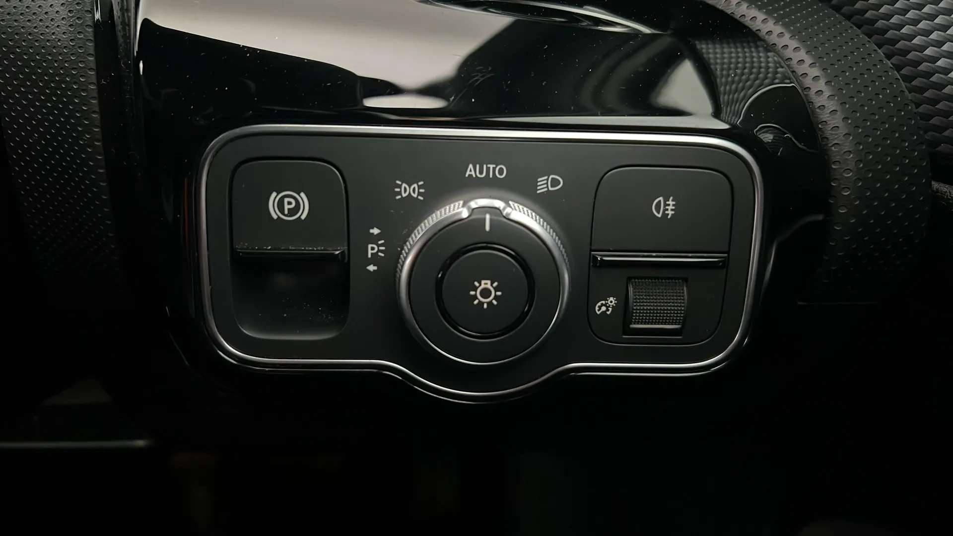 2018 MERCEDES-BENZ A CLASS 2018 MERCEDES-BENZ A CLASS