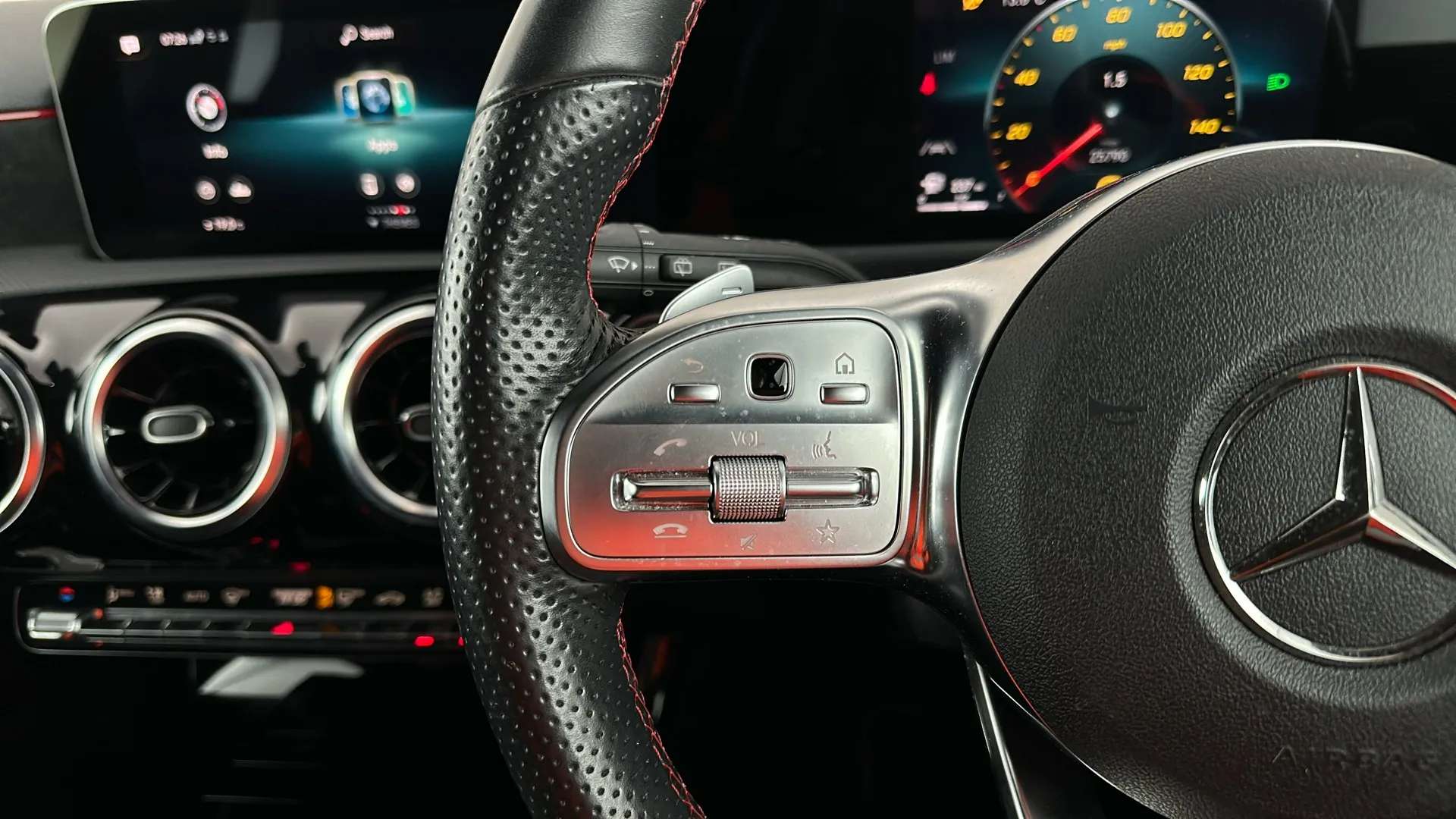 2020 MERCEDES-BENZ A CLASS 2020 MERCEDES-BENZ A CLASS