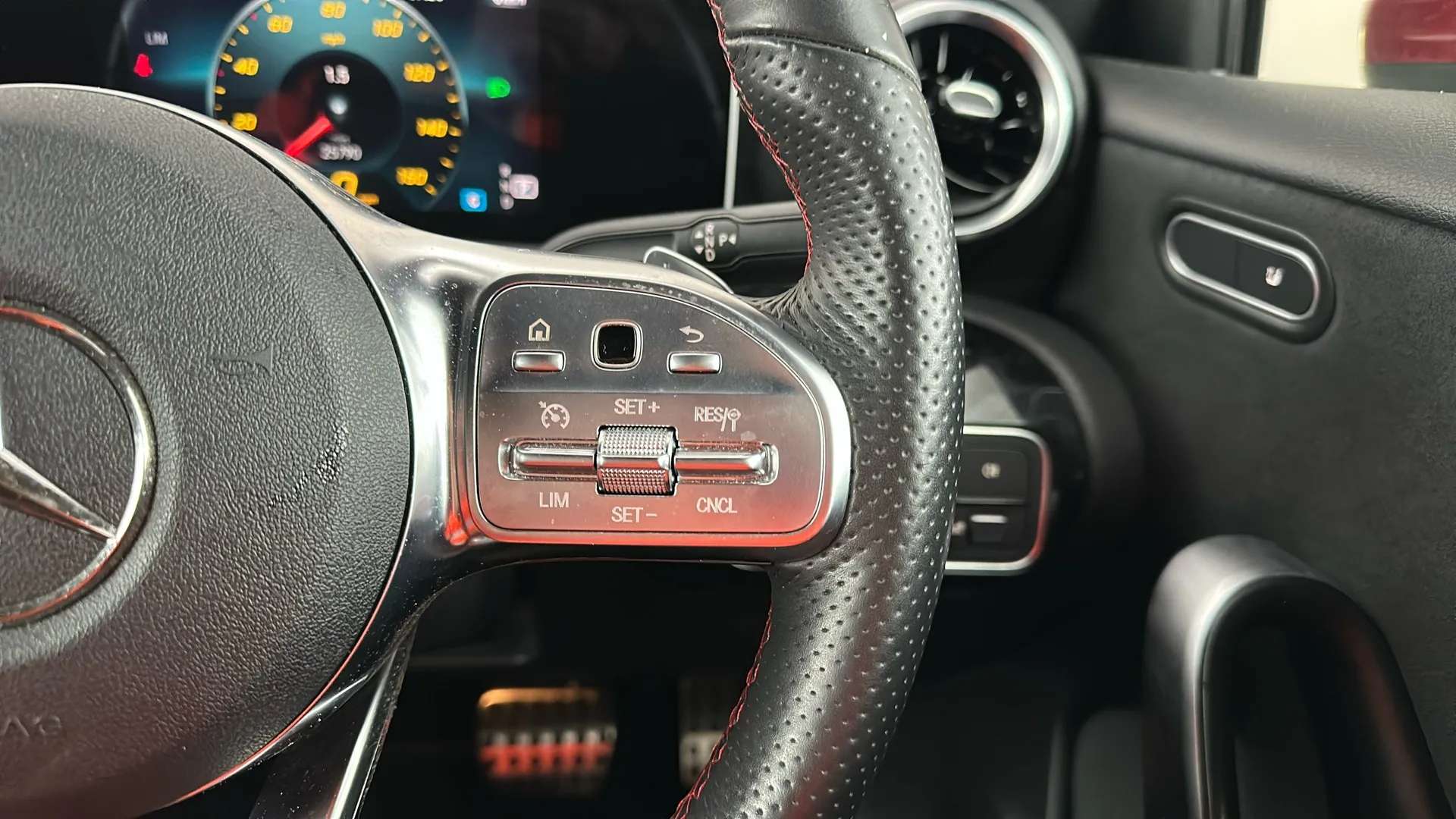 2020 MERCEDES-BENZ A CLASS 2020 MERCEDES-BENZ A CLASS