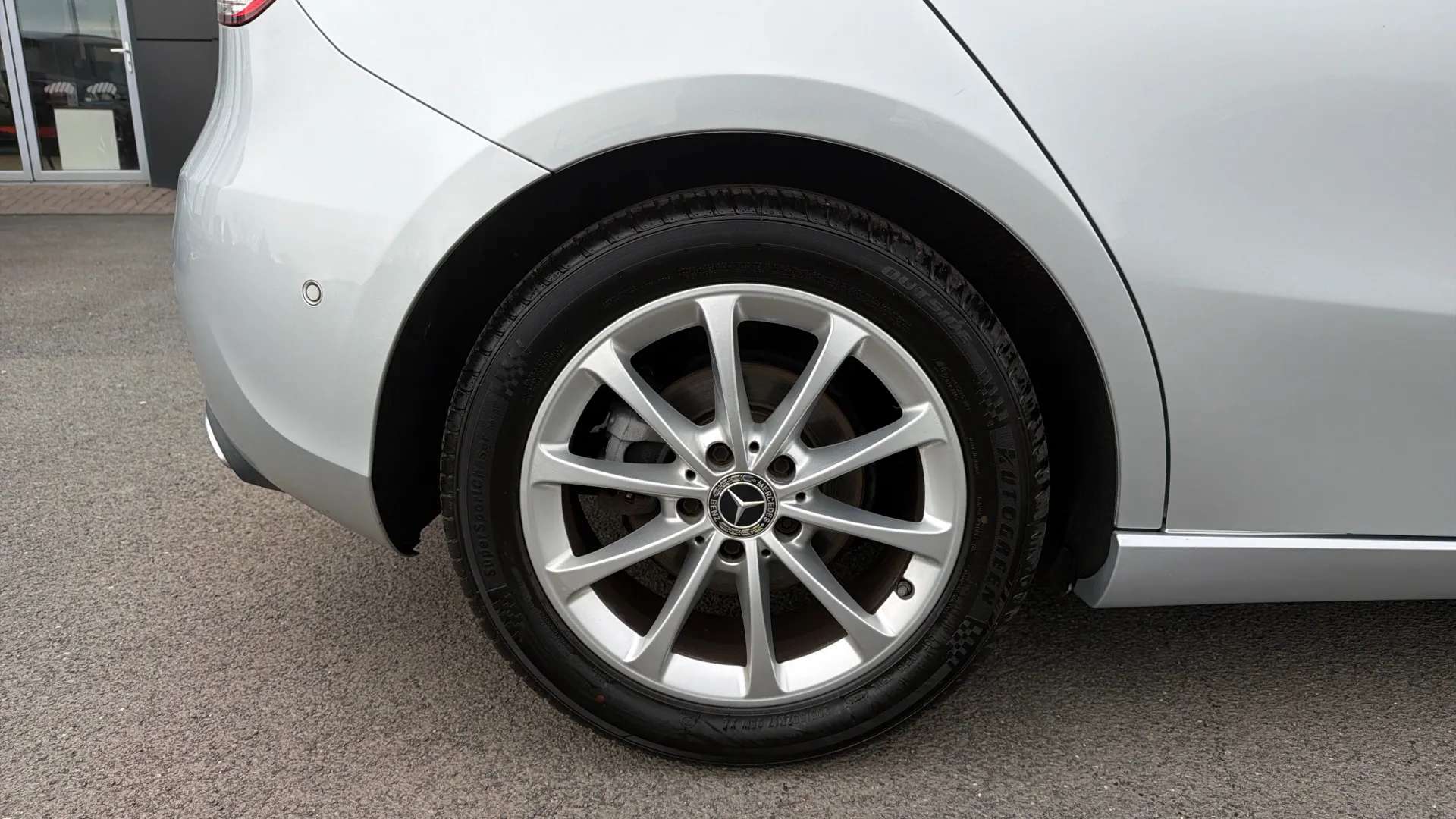 2021 MERCEDES-BENZ A CLASS 2021 MERCEDES-BENZ A CLASS