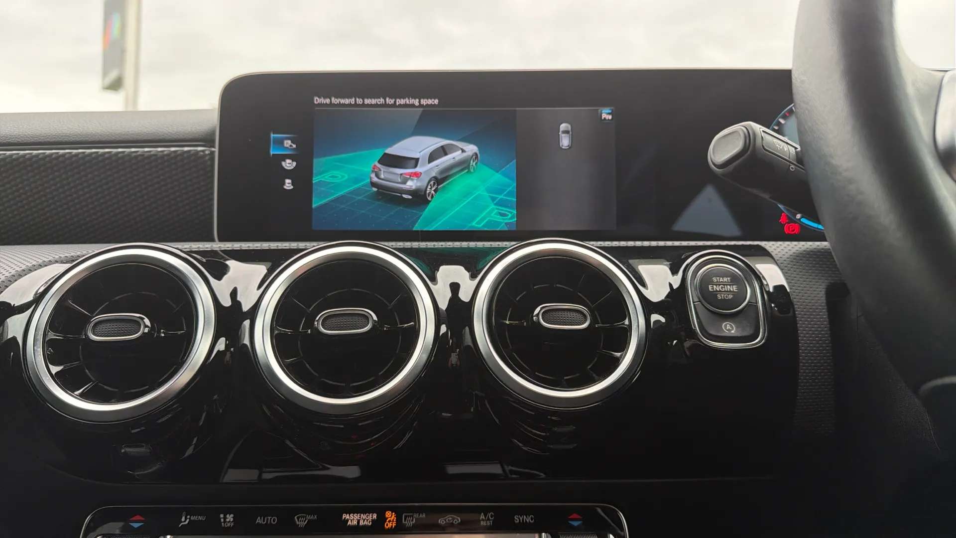 2021 MERCEDES-BENZ A CLASS 2021 MERCEDES-BENZ A CLASS