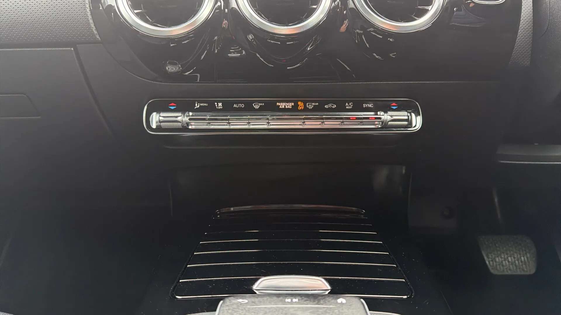2021 MERCEDES-BENZ A CLASS 2021 MERCEDES-BENZ A CLASS