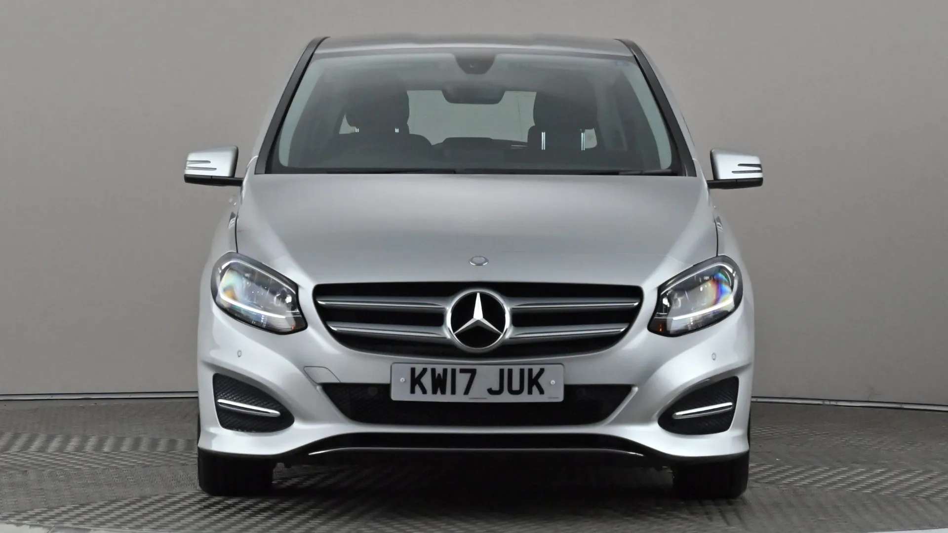 A 2017 MERCEDES-BENZ B CLASS B200d Sport Executive Auto A 2017 MERCEDES-BENZ B CLASS B200d Sport Executive Auto