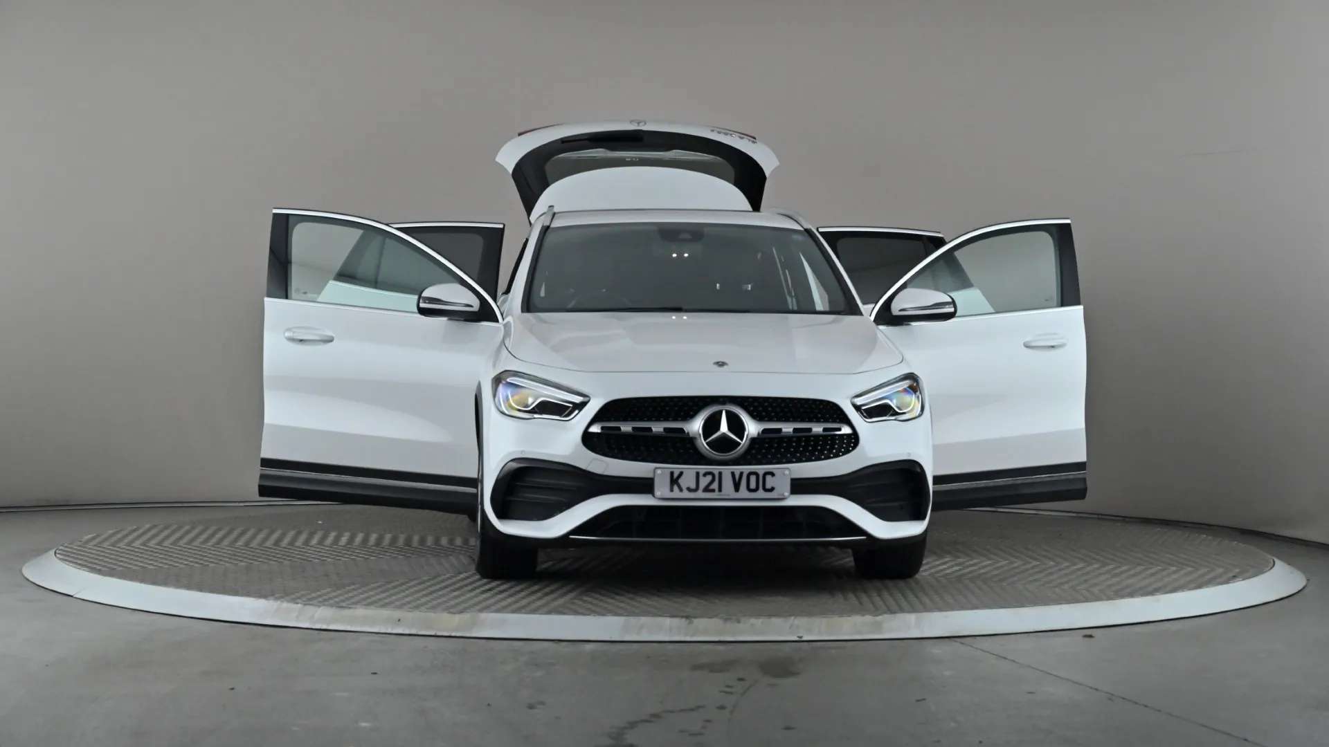 2021 MERCEDES-BENZ GLA 2021 MERCEDES-BENZ GLA