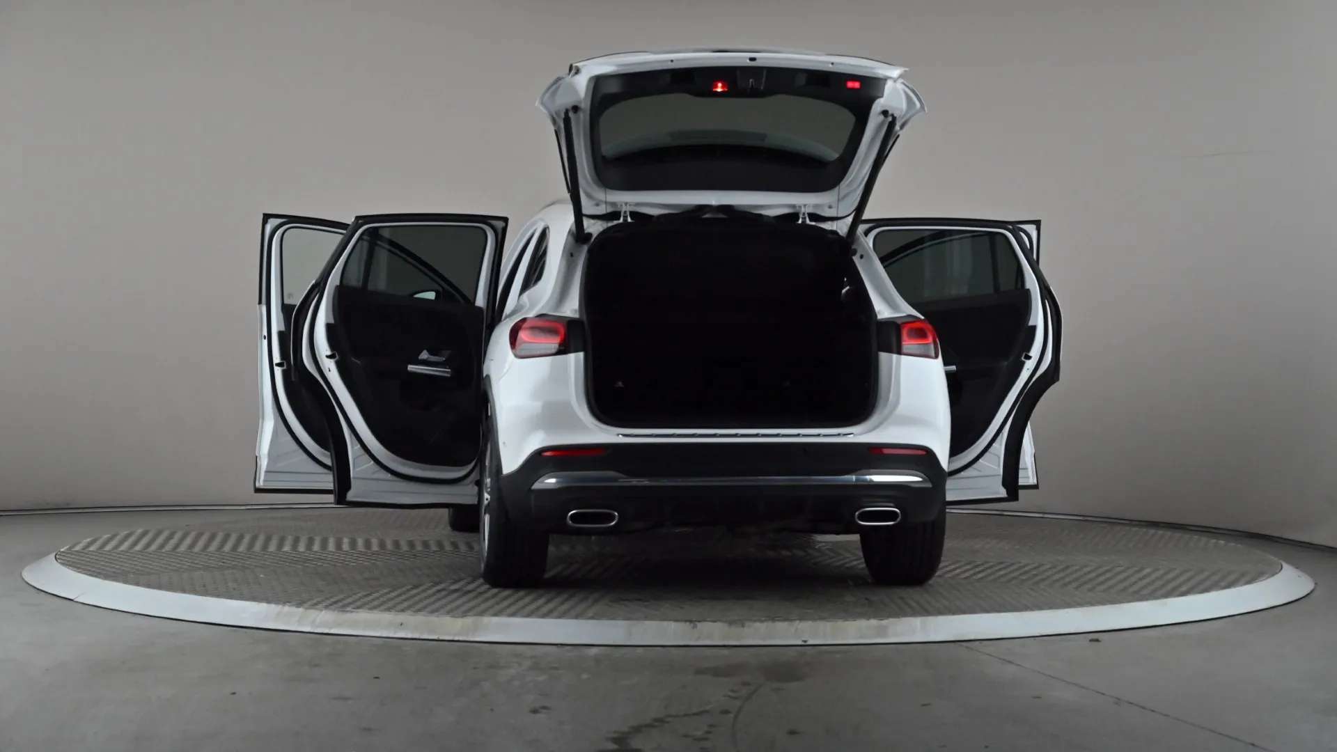 2021 MERCEDES-BENZ GLA 2021 MERCEDES-BENZ GLA