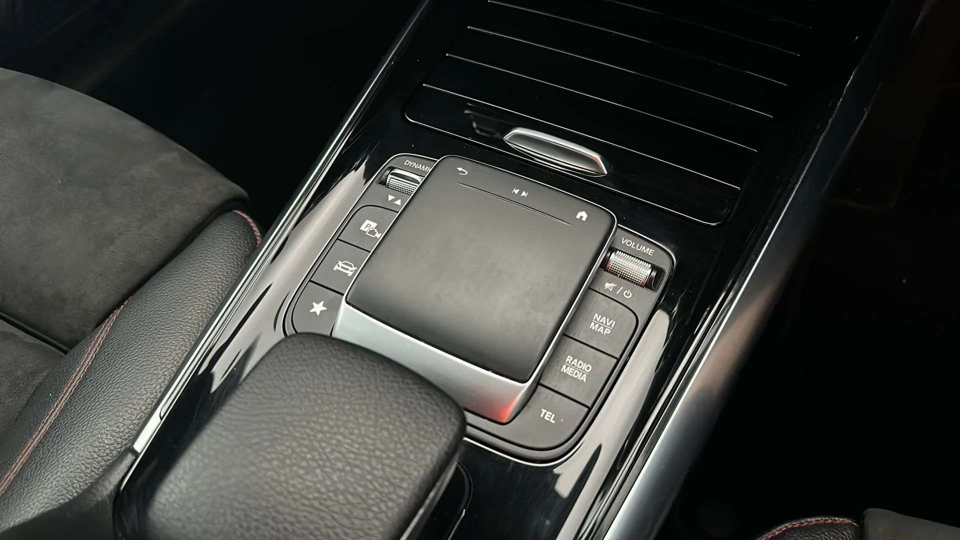 2021 MERCEDES-BENZ GLA 2021 MERCEDES-BENZ GLA