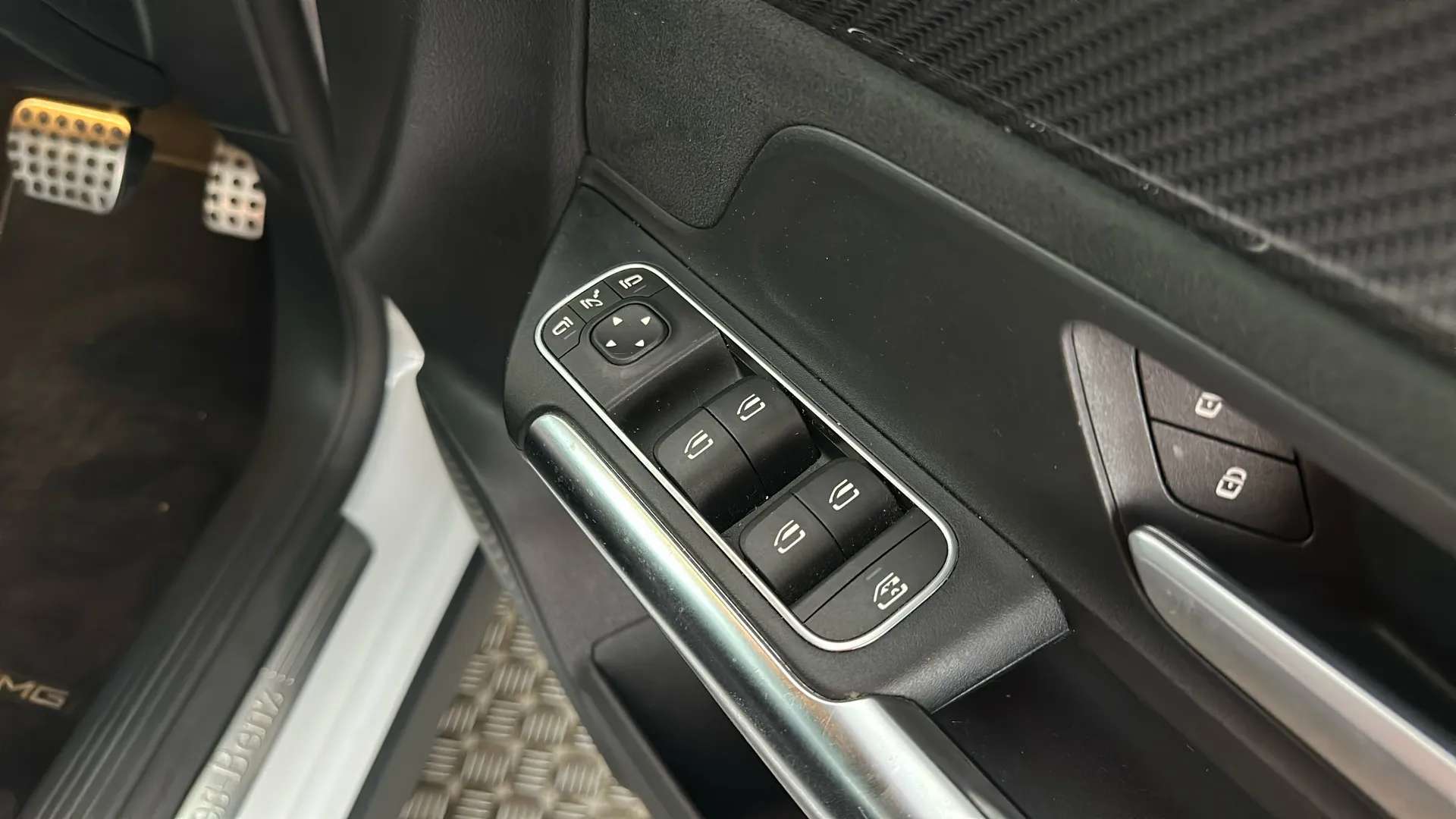 2021 MERCEDES-BENZ GLA 2021 MERCEDES-BENZ GLA
