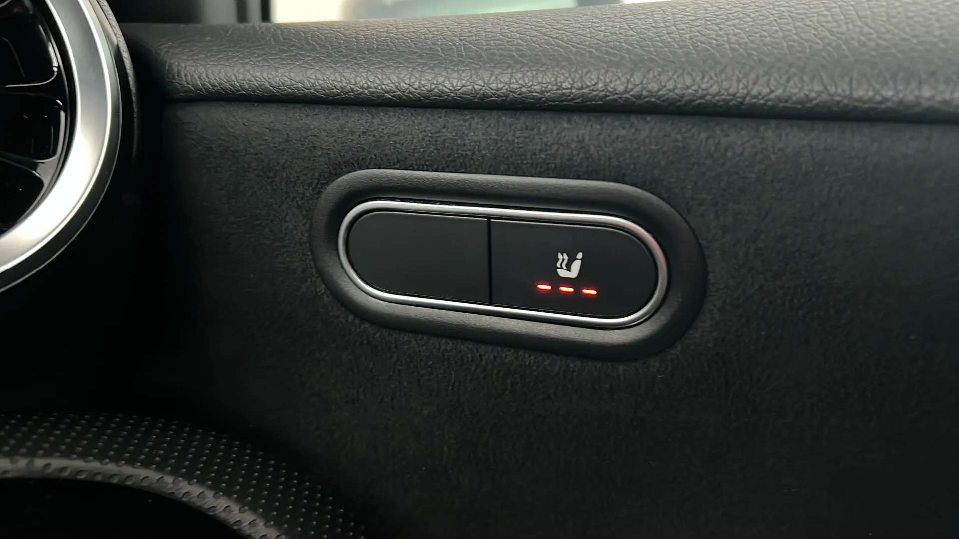 2020 MERCEDES-BENZ A CLASS 2020 MERCEDES-BENZ A CLASS