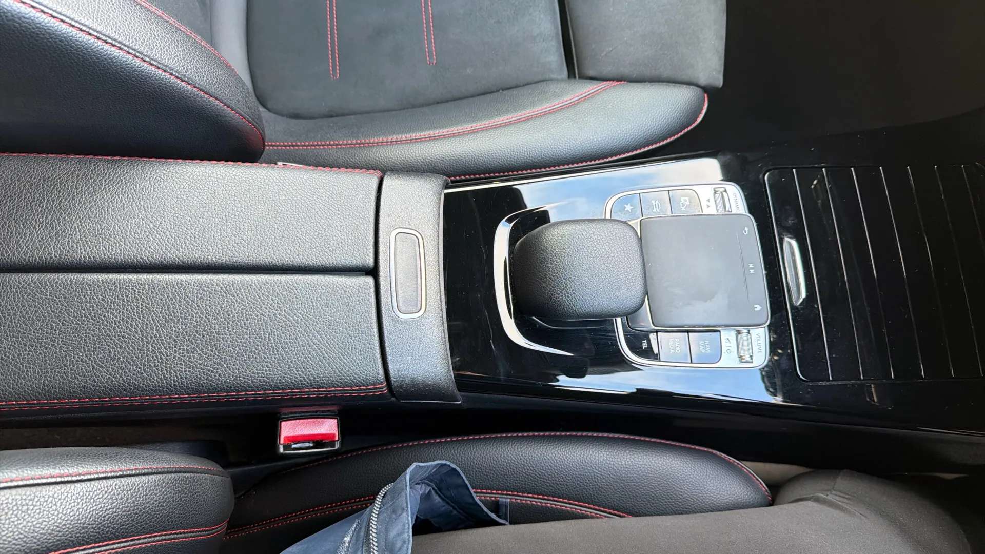 2019 MERCEDES-BENZ A CLASS 2019 MERCEDES-BENZ A CLASS