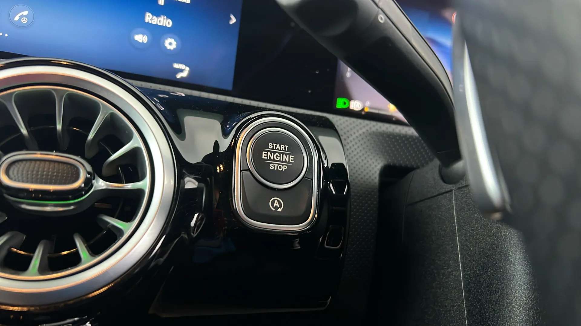 2024 MERCEDES-BENZ A CLASS 2024 MERCEDES-BENZ A CLASS