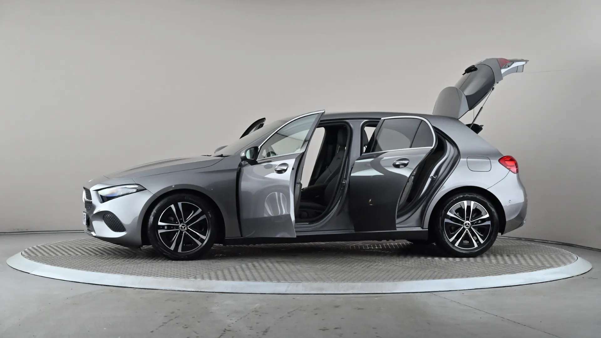 2024 MERCEDES-BENZ A CLASS 2024 MERCEDES-BENZ A CLASS