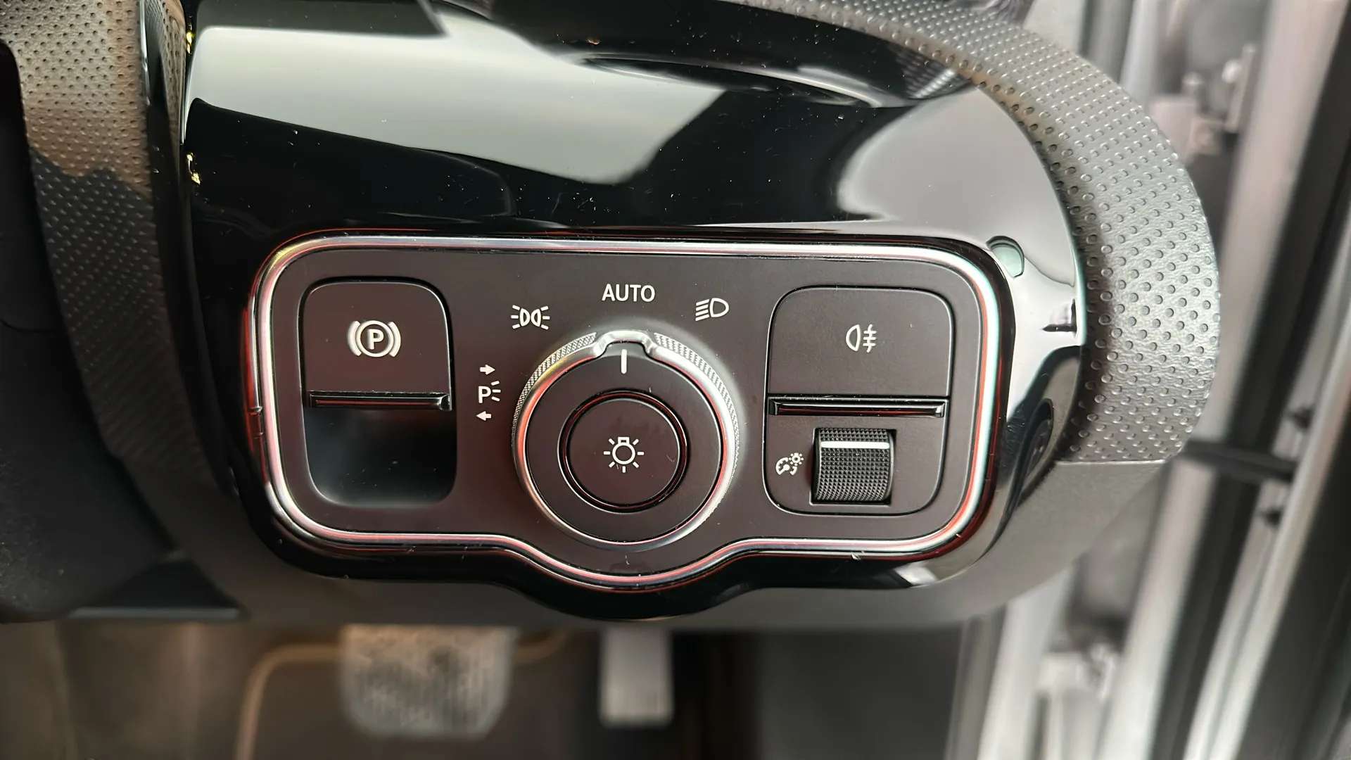 2020 MERCEDES-BENZ A CLASS 2020 MERCEDES-BENZ A CLASS