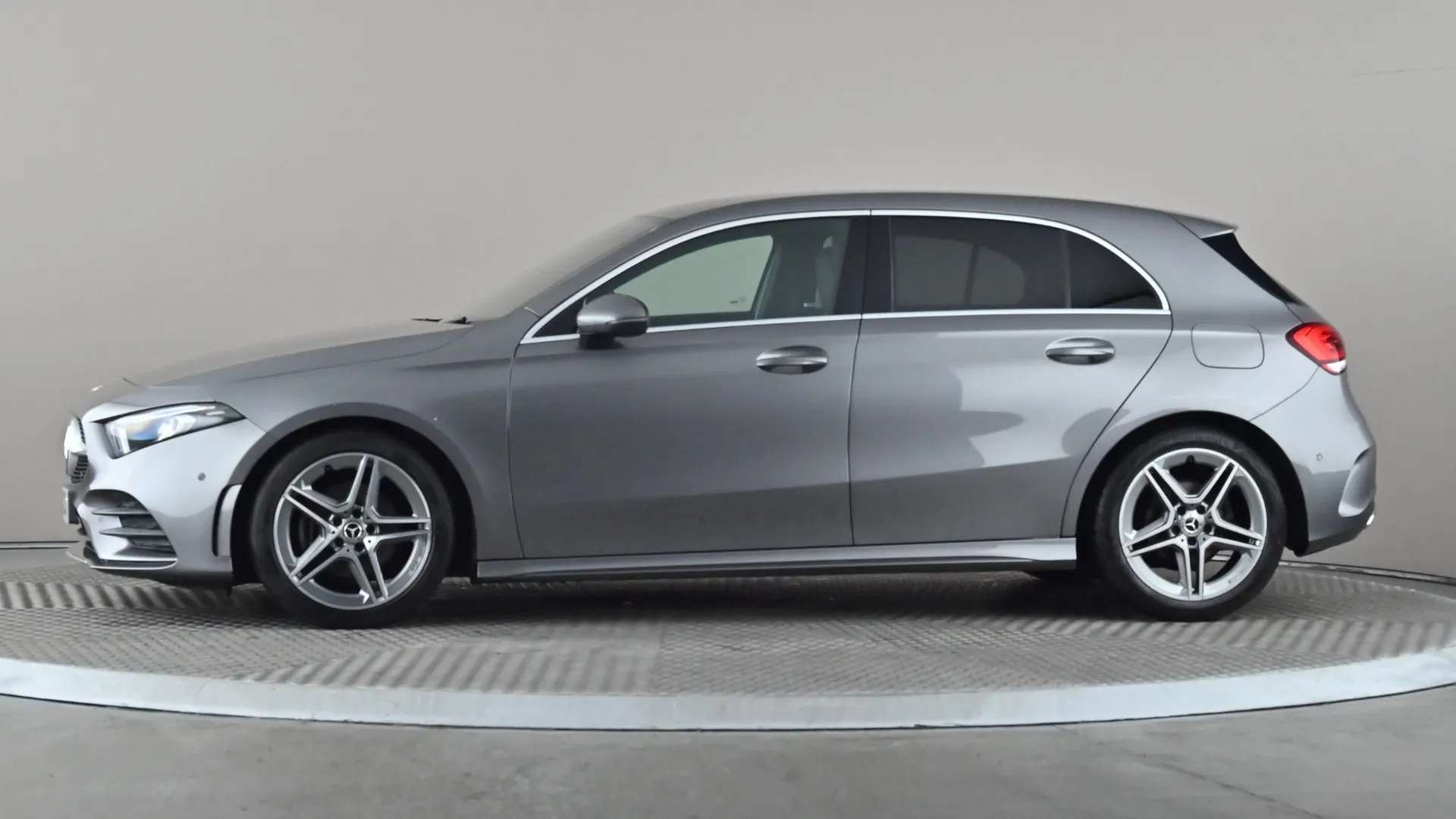 A 2021 MERCEDES-BENZ A CLASS A180 AMG Line Executive Auto A 2021 MERCEDES-BENZ A CLASS A180 AMG Line Executive Auto