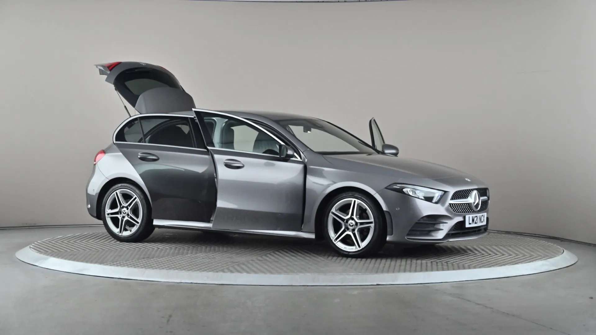 2021 MERCEDES-BENZ A CLASS 2021 MERCEDES-BENZ A CLASS