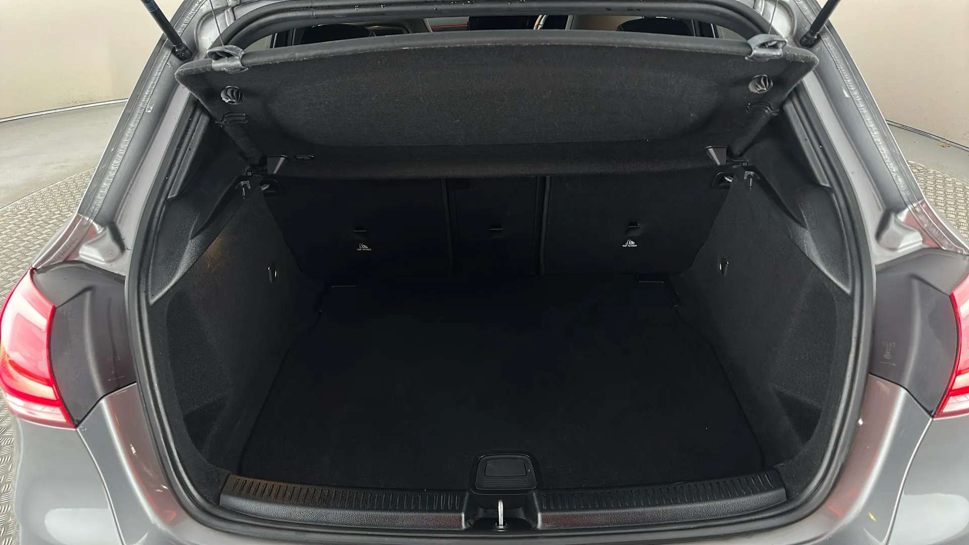 2021 MERCEDES-BENZ A CLASS 2021 MERCEDES-BENZ A CLASS