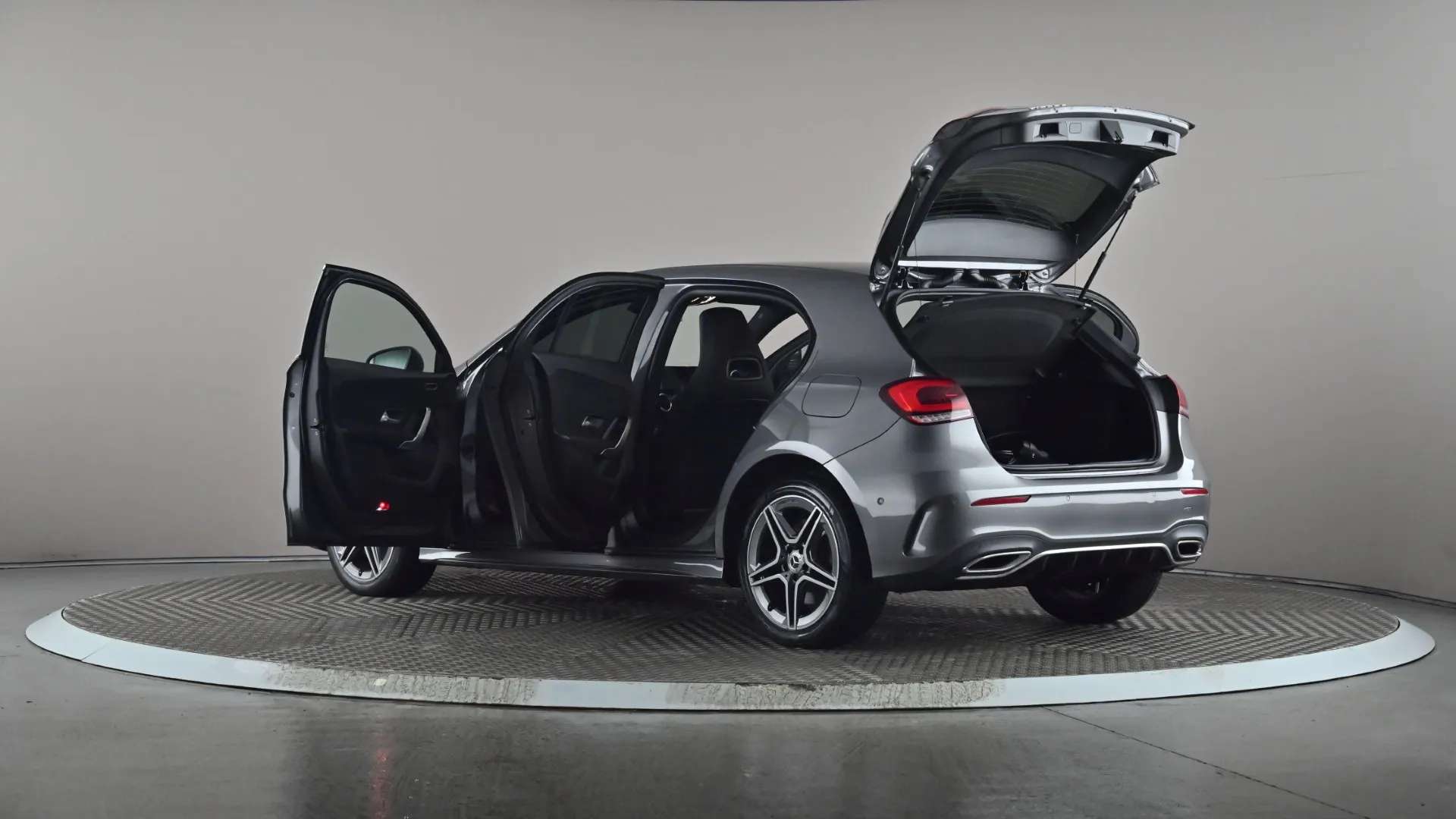 2021 MERCEDES-BENZ A CLASS 2021 MERCEDES-BENZ A CLASS