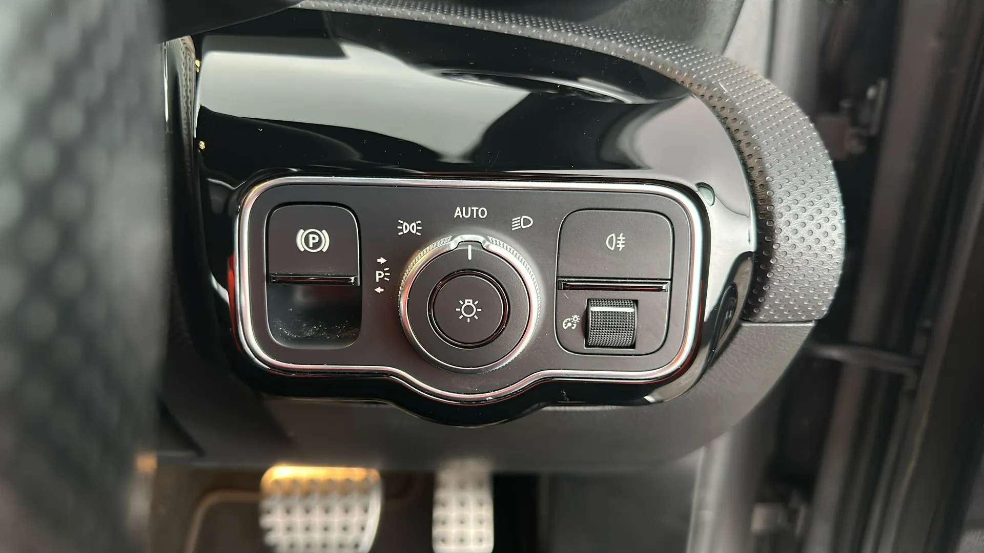 2021 MERCEDES-BENZ A CLASS 2021 MERCEDES-BENZ A CLASS