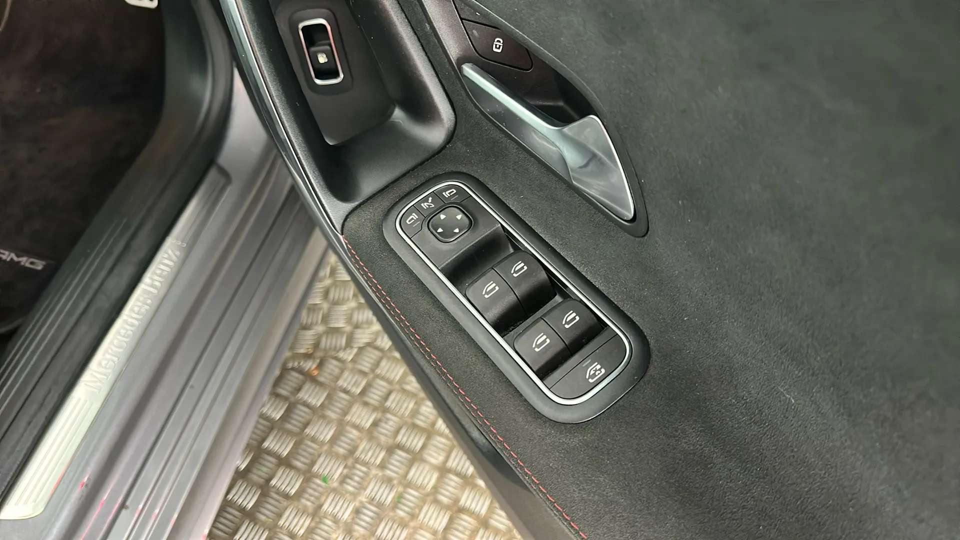 2021 MERCEDES-BENZ A CLASS 2021 MERCEDES-BENZ A CLASS