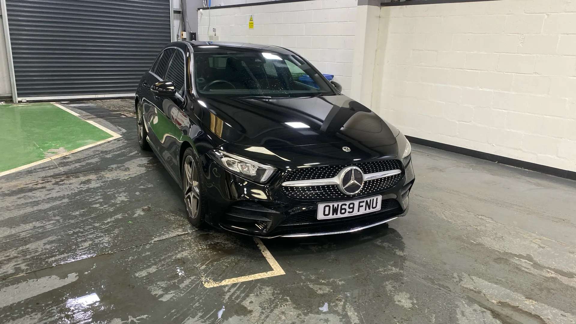 A 2020 MERCEDES-BENZ A CLASS A200 AMG Line Executive Auto A 2020 MERCEDES-BENZ A CLASS A200 AMG Line Executive Auto