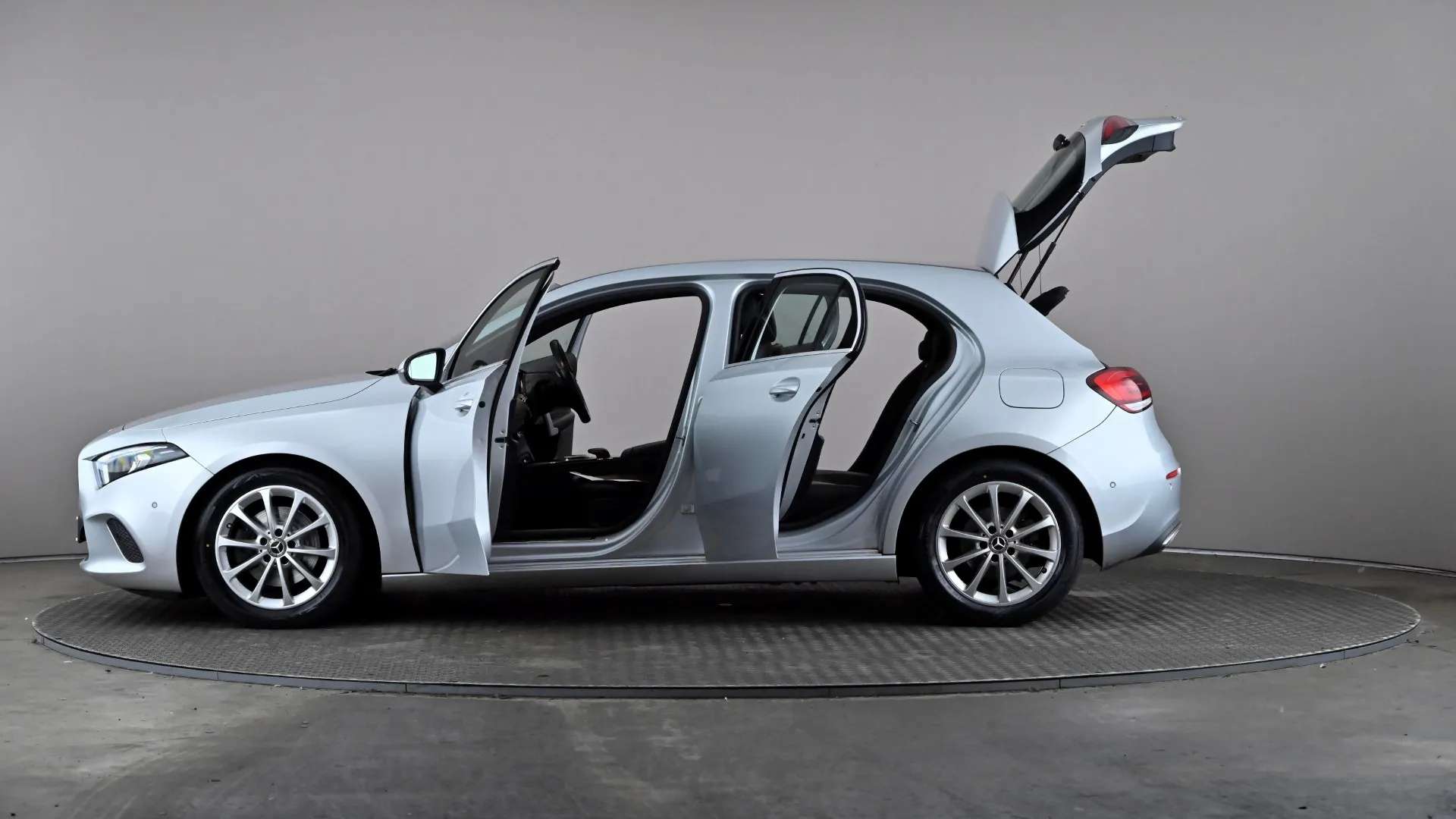 2019 MERCEDES-BENZ A CLASS 2019 MERCEDES-BENZ A CLASS