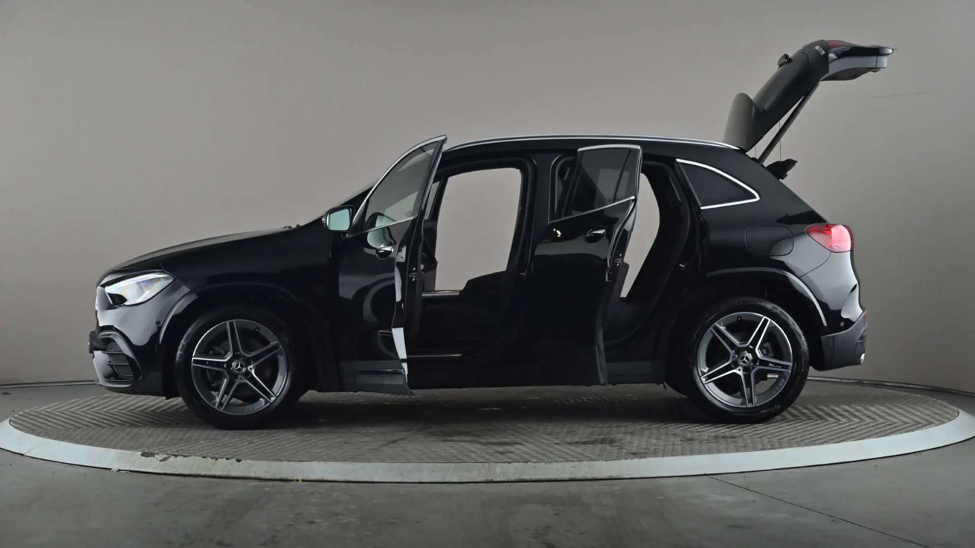 2023 MERCEDES-BENZ GLA 2023 MERCEDES-BENZ GLA