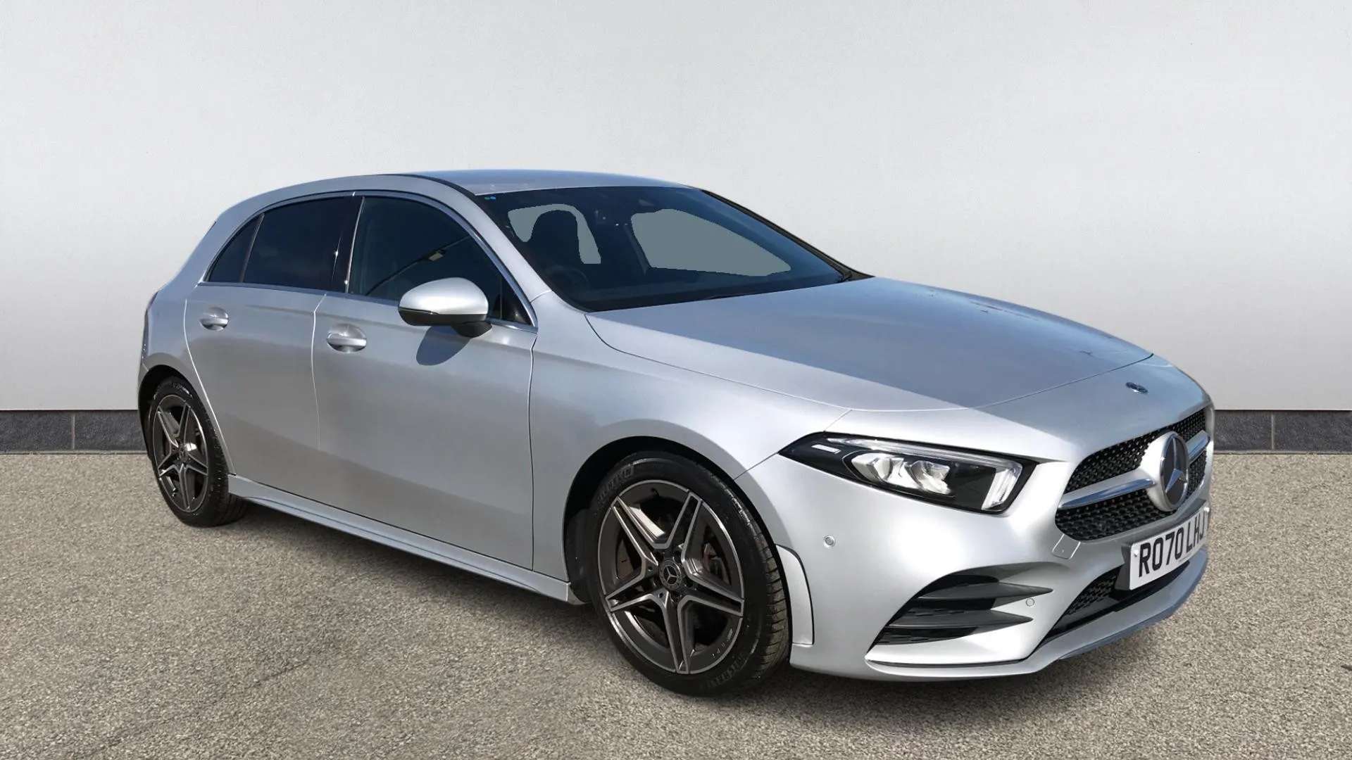 A 2020 MERCEDES-BENZ A CLASS A200 AMG Line Executive Auto A 2020 MERCEDES-BENZ A CLASS A200 AMG Line Executive Auto