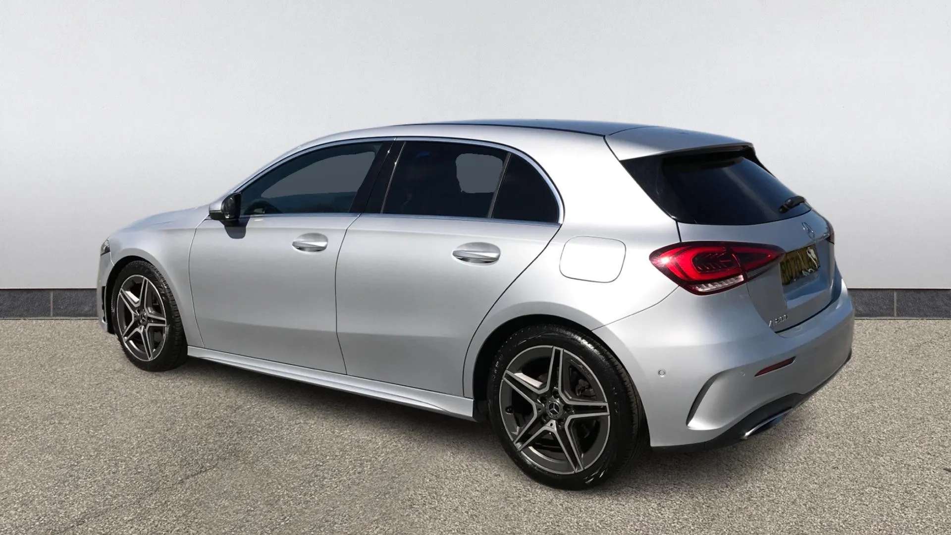 A 2020 MERCEDES-BENZ A CLASS A200 AMG Line Executive Auto A 2020 MERCEDES-BENZ A CLASS A200 AMG Line Executive Auto