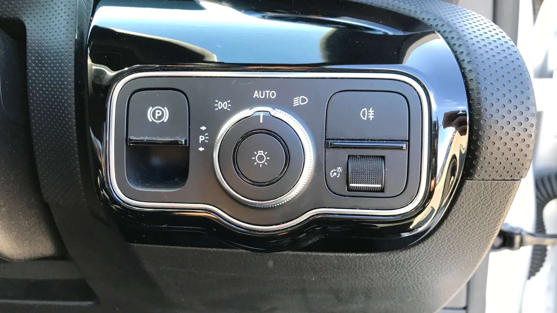 2020 MERCEDES-BENZ A CLASS 2020 MERCEDES-BENZ A CLASS