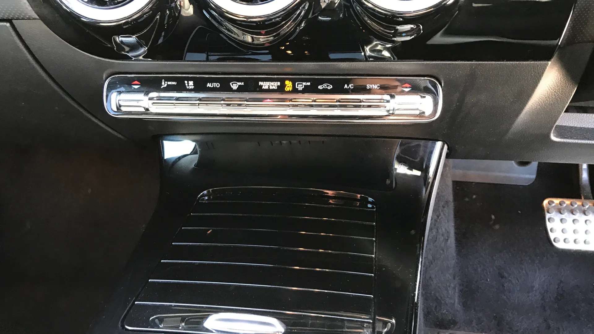 2020 MERCEDES-BENZ A CLASS 2020 MERCEDES-BENZ A CLASS