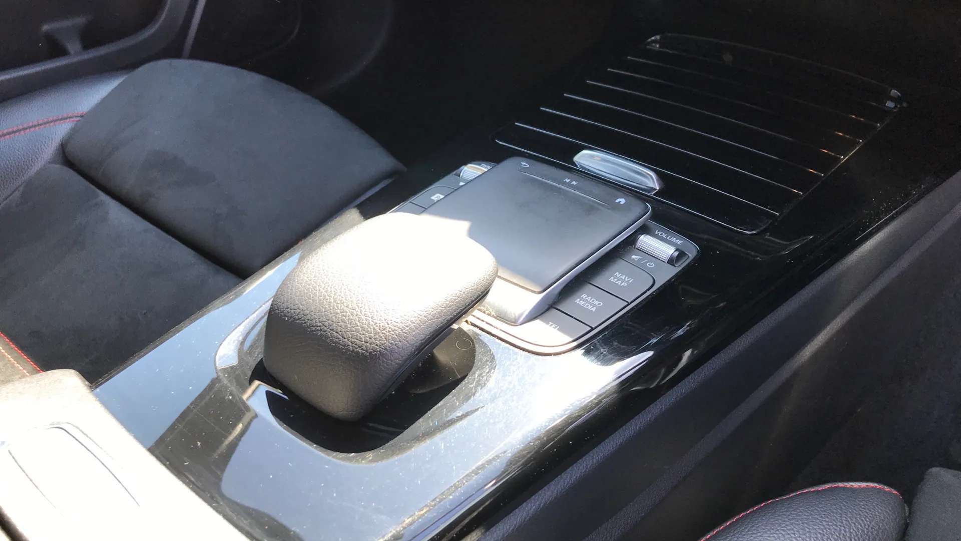 2020 MERCEDES-BENZ A CLASS 2020 MERCEDES-BENZ A CLASS