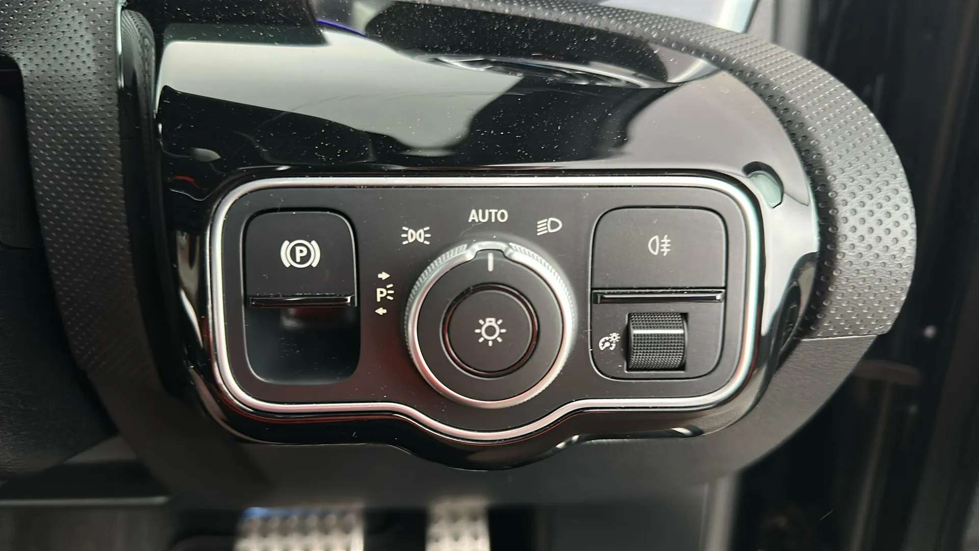 2024 MERCEDES-BENZ A CLASS 2024 MERCEDES-BENZ A CLASS