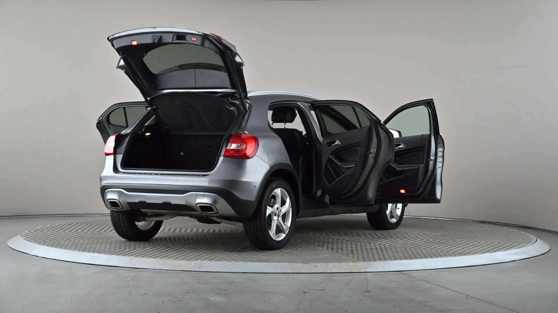 2018 MERCEDES-BENZ GLA 2018 MERCEDES-BENZ GLA