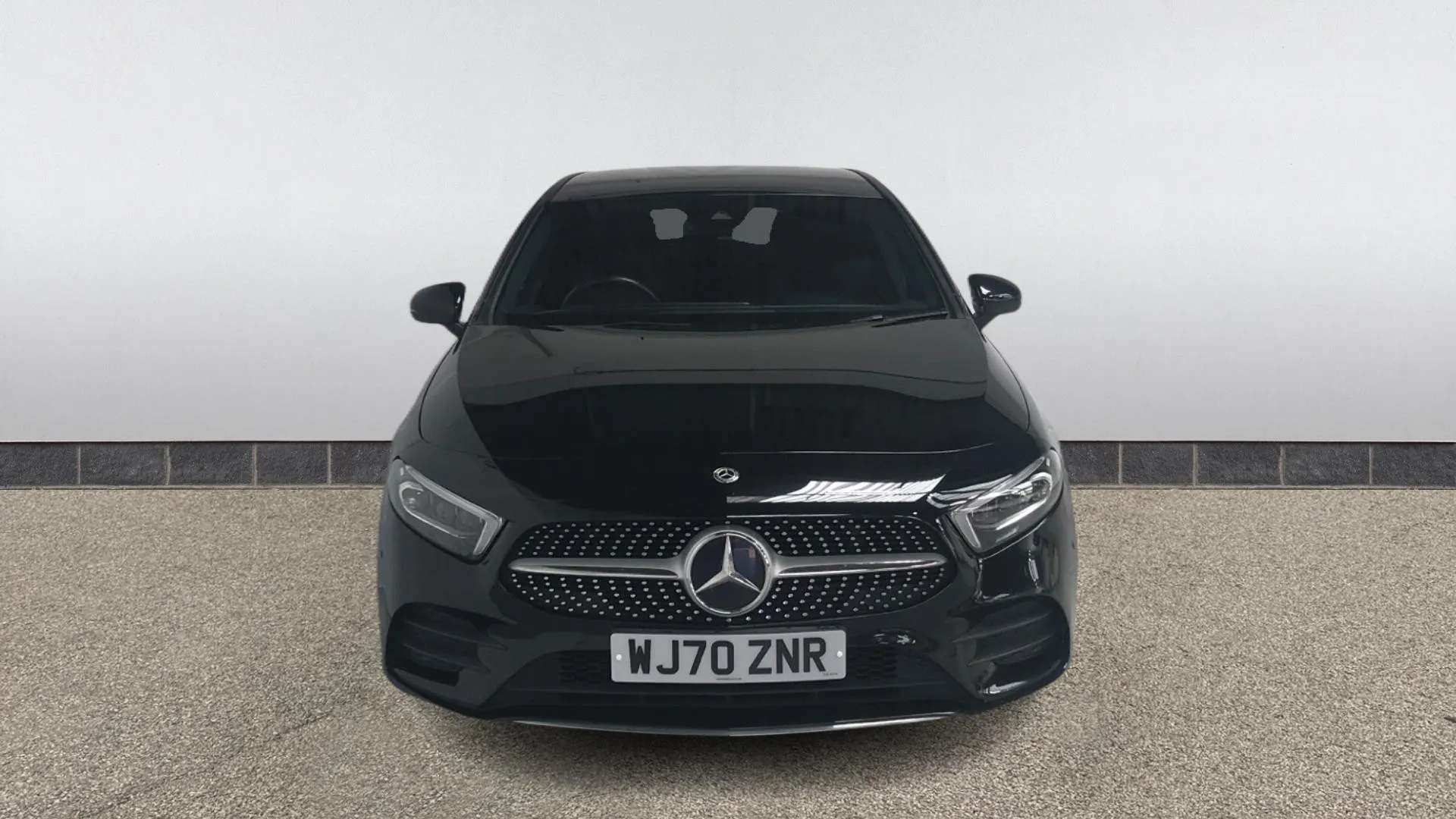 A 2020 MERCEDES-BENZ A CLASS A180 AMG Line Executive Auto A 2020 MERCEDES-BENZ A CLASS A180 AMG Line Executive Auto