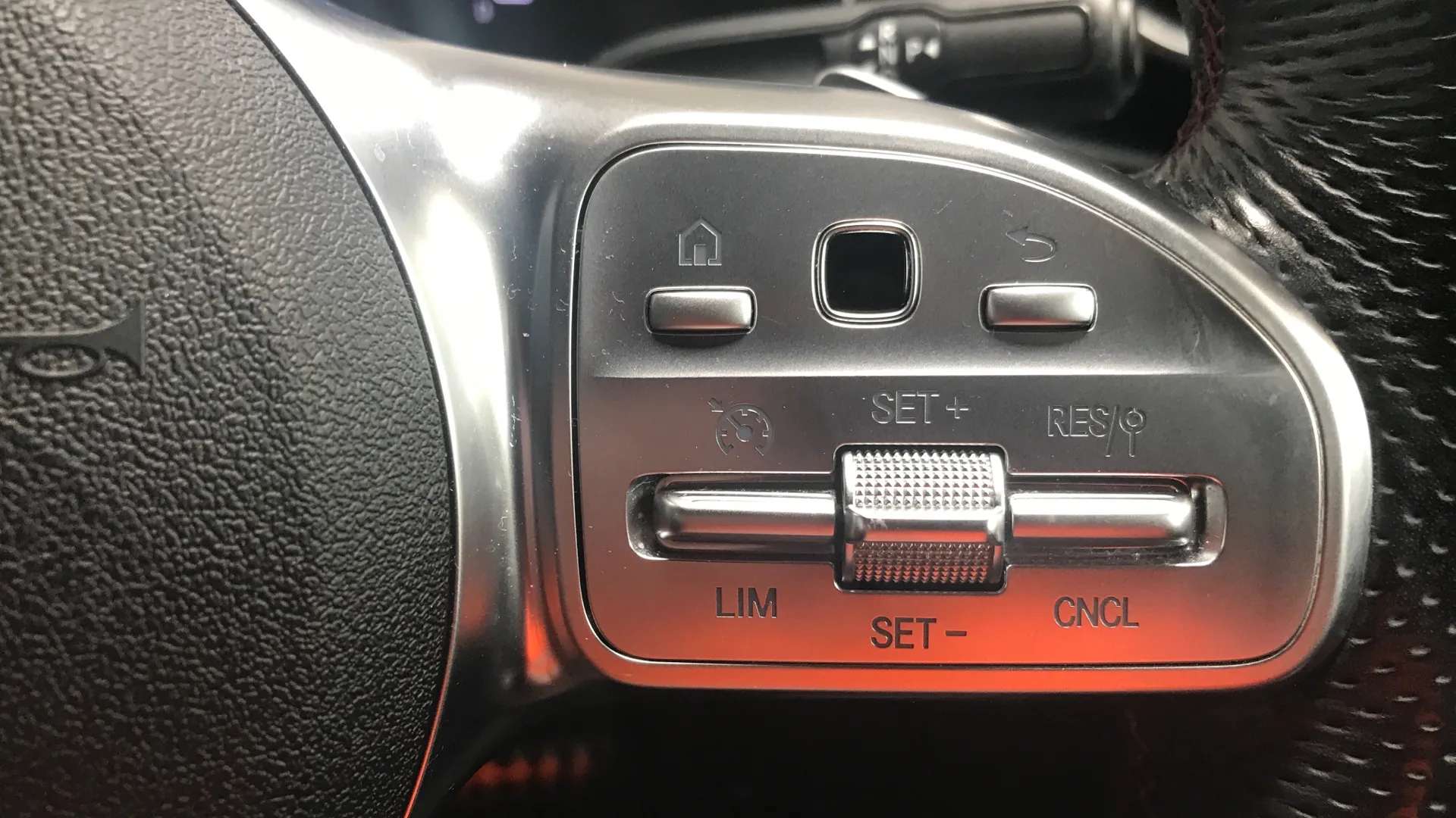 2020 MERCEDES-BENZ A CLASS 2020 MERCEDES-BENZ A CLASS
