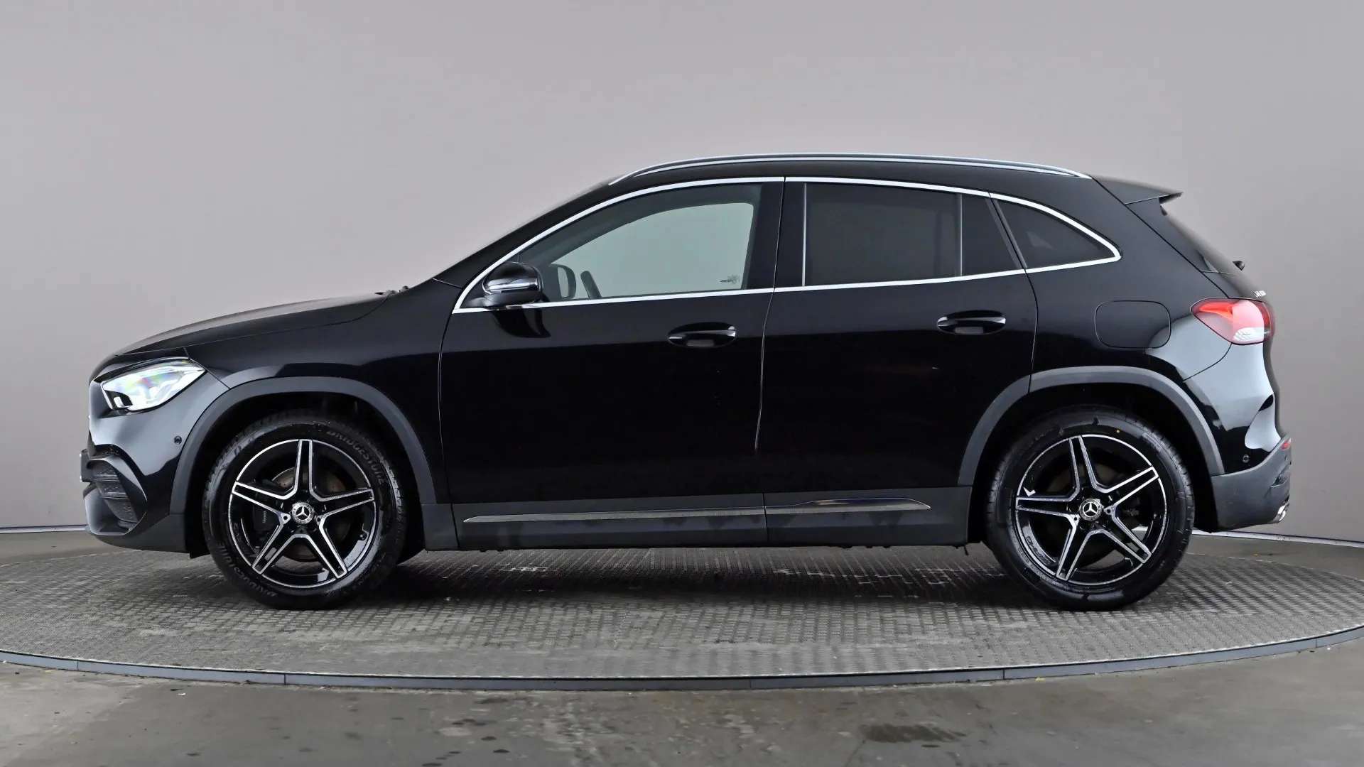 A 2022 MERCEDES-BENZ GLA GLA 220d 4Matic AMG Line Executive Auto A 2022 MERCEDES-BENZ GLA GLA 220d 4Matic AMG Line Executive Auto