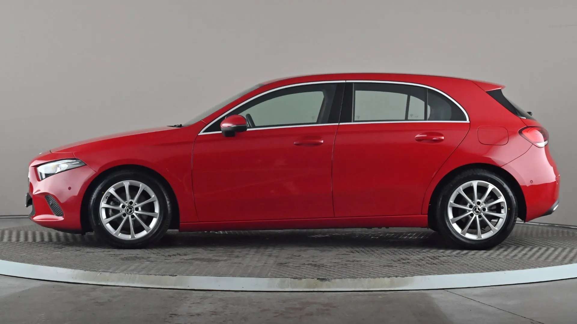 A 2019 MERCEDES-BENZ A CLASS A180d Sport Executive Auto A 2019 MERCEDES-BENZ A CLASS A180d Sport Executive Auto