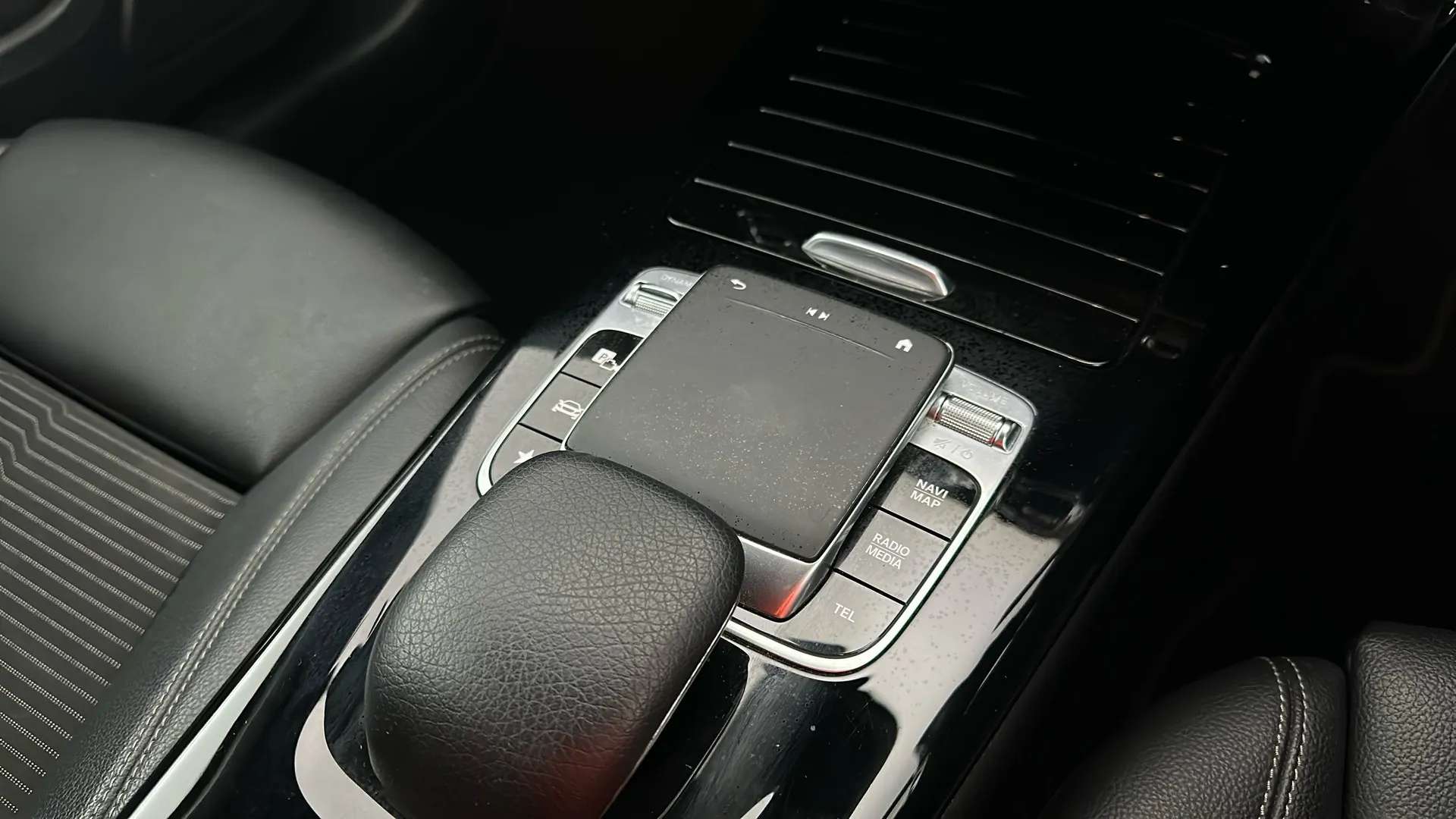 2019 MERCEDES-BENZ A CLASS 2019 MERCEDES-BENZ A CLASS