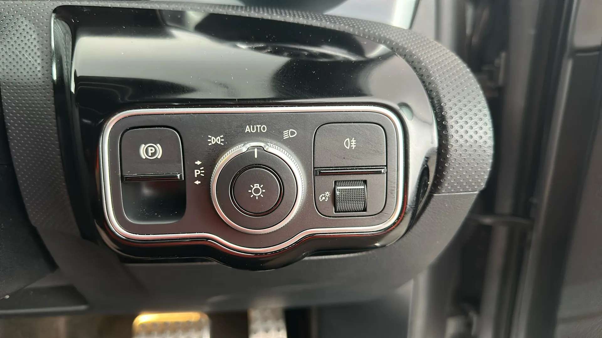 2024 MERCEDES-BENZ A CLASS 2024 MERCEDES-BENZ A CLASS