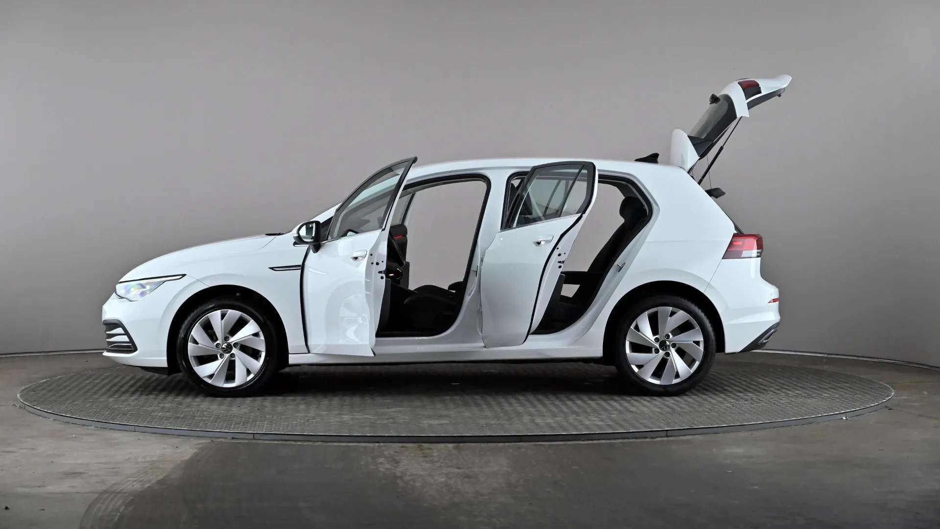 2024 VOLKSWAGEN GOLF 2024 VOLKSWAGEN GOLF