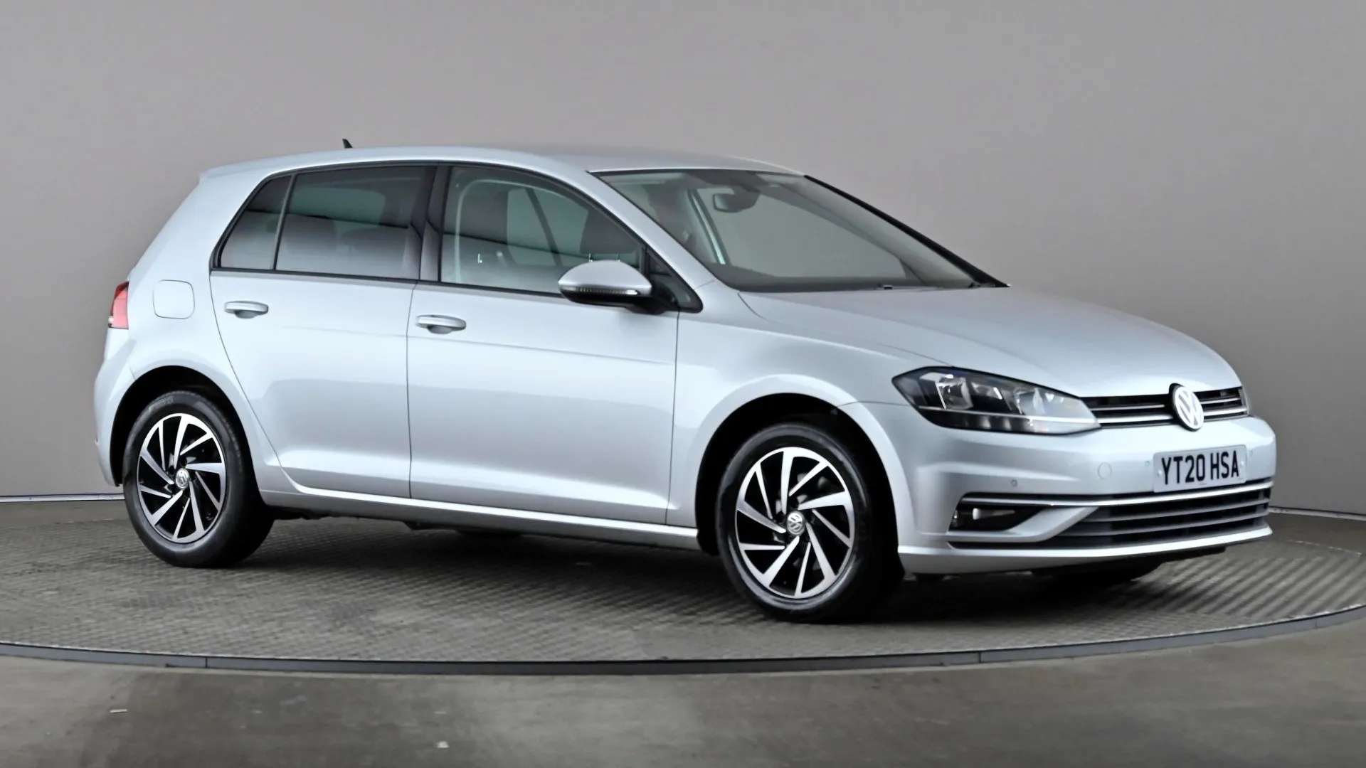 A 2020 VOLKSWAGEN GOLF 1.6 TDI Match A 2020 VOLKSWAGEN GOLF 1.6 TDI Match