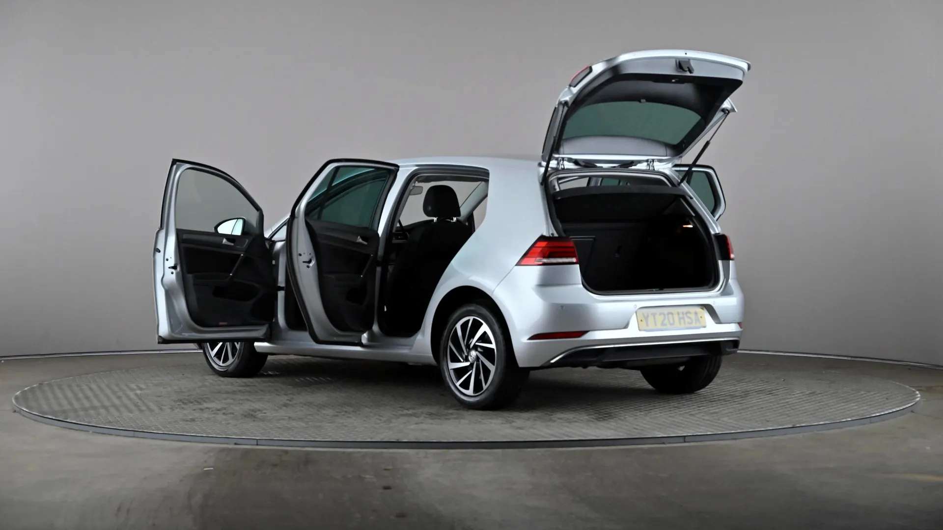 2020 VOLKSWAGEN GOLF 2020 VOLKSWAGEN GOLF